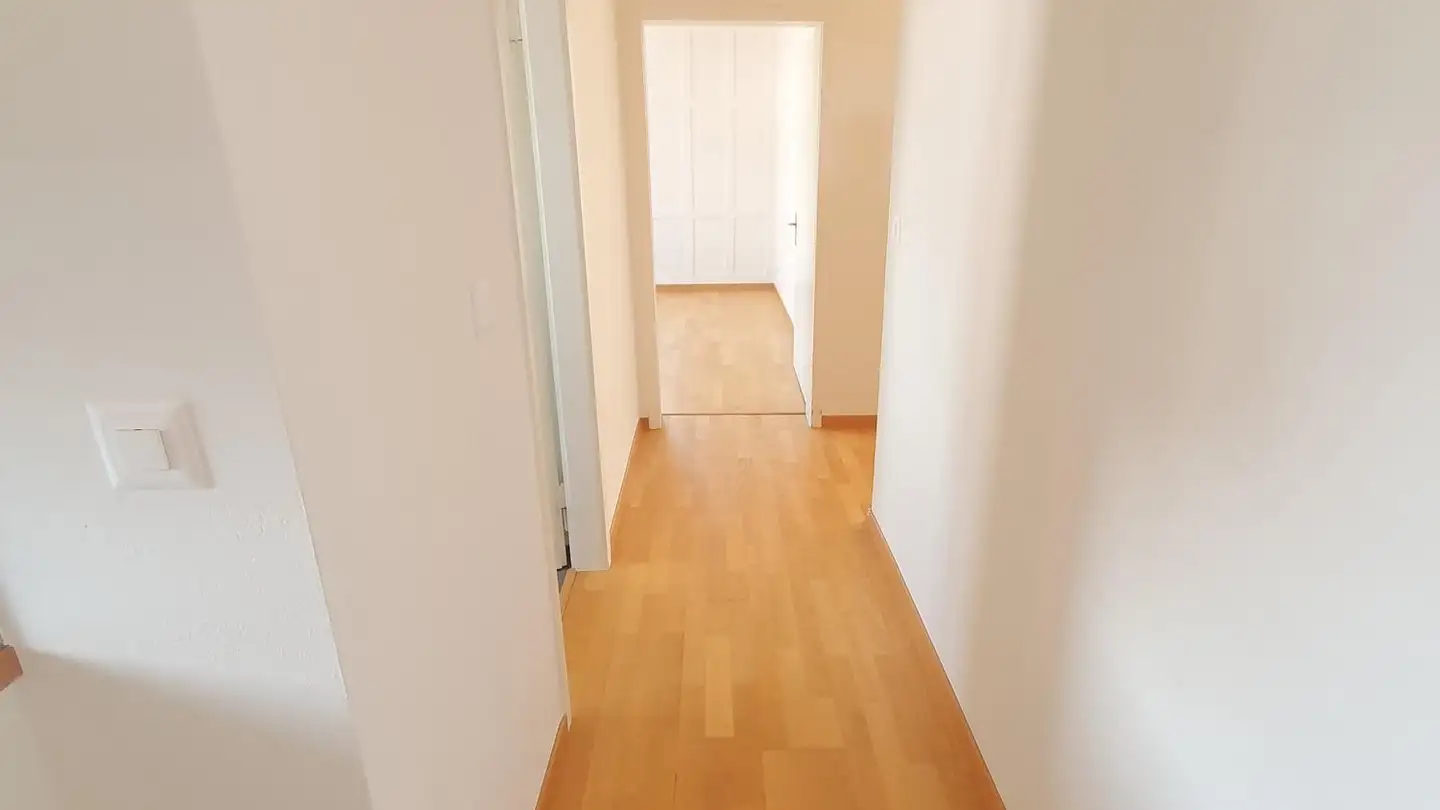 Wohnung mieten - Schlossbergstrasse 18, 8630 Rüti ZH - Foto 3