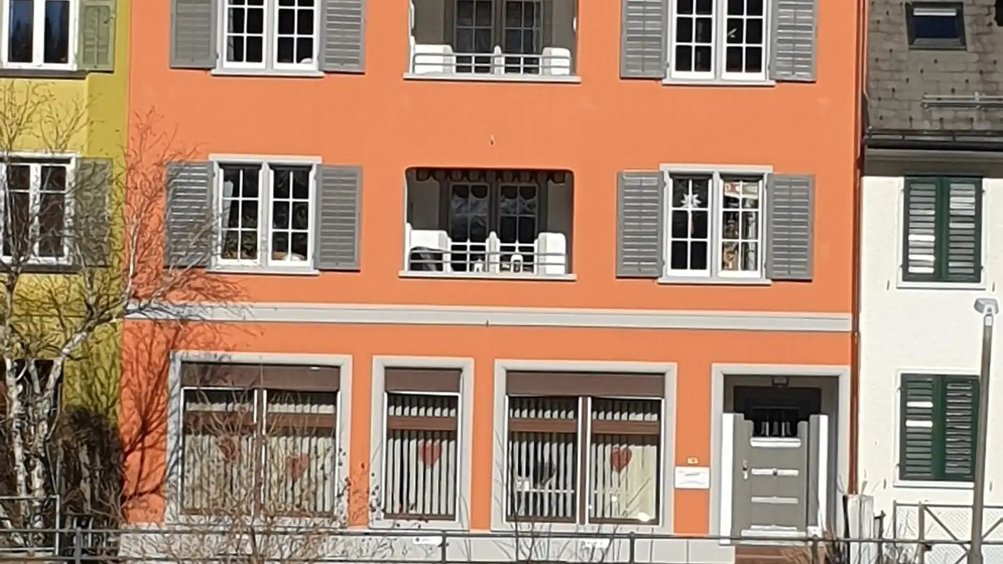 Apartment for rent - Thermastrasse 16, 8762 Schwanden GL - Photo 2