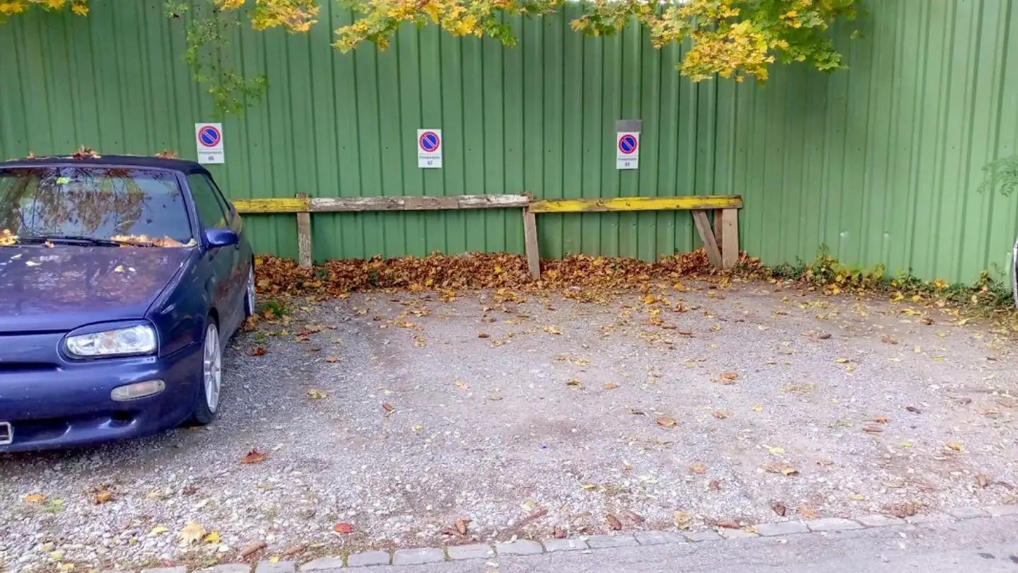 Underground parking space for rent - Neuhausweg 21, 3027 Bern