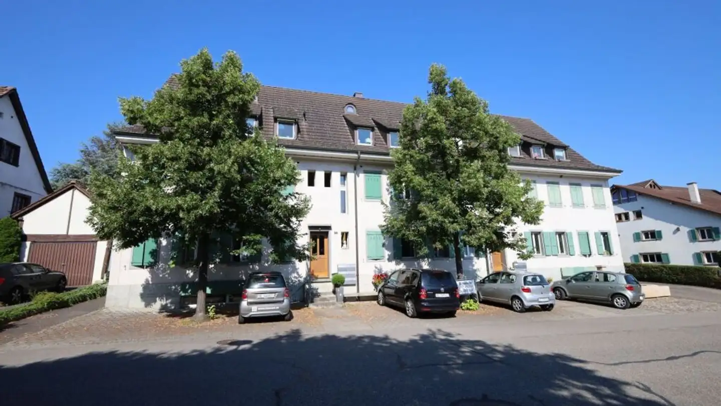 Parkplatz im Freien mieten - Kirchgasse 15, 4105 Biel-Benken BL