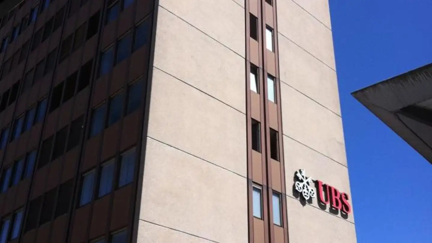 Commerciale in affitto - La Joux-Perret 16, 2300 La Chaux-de-Fonds