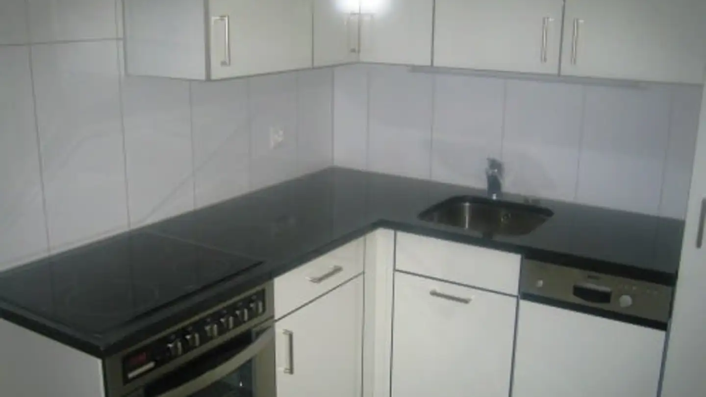 Attique à louer - Friedenstrasse 10, 8304 Wallisellen - Photo 2