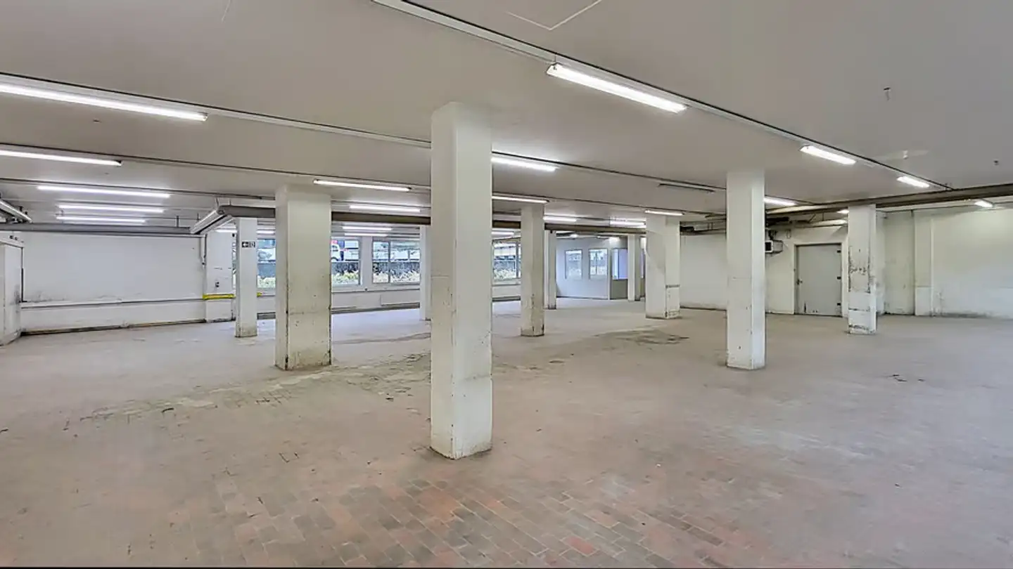 Gewerbe mieten - Chemin Du Coin / Eckweg 8, 2504 Biel/Bienne - Foto 3