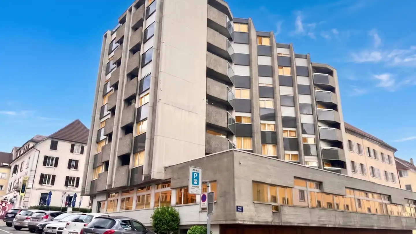Commerciale in affitto - Rue Jardinière 71, 2300 La Chaux-de-Fonds