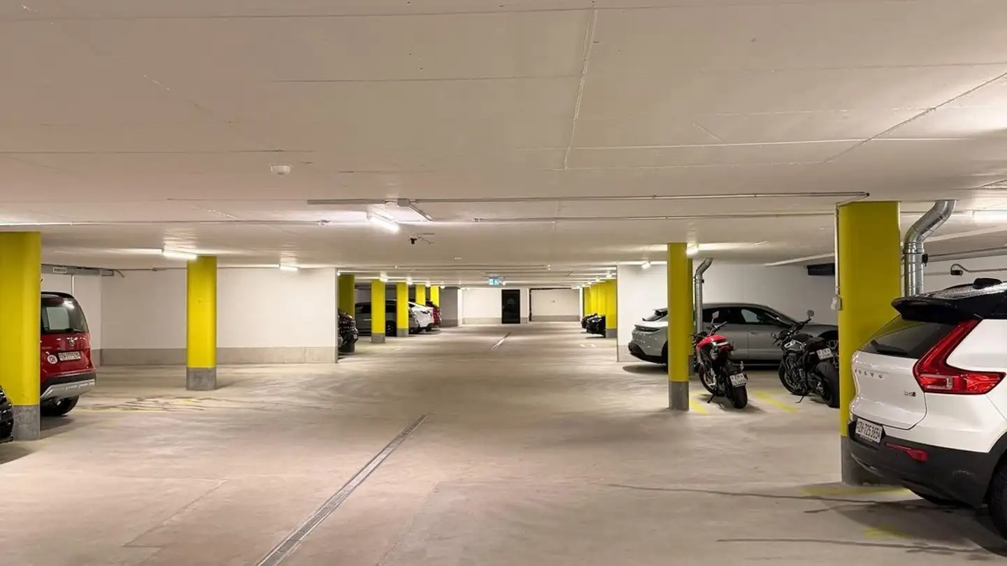 Underground parking space for rent - Altweg 32, 8450 Andelfingen - Photo 4