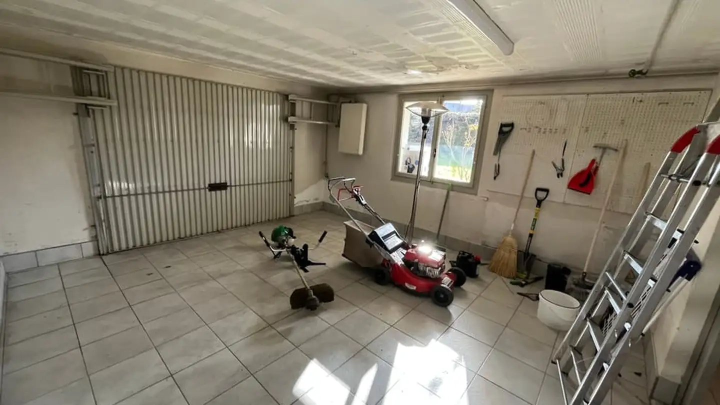 Gewerbe mieten - Route De Cugy 91, 1052 Le Mont-sur-Lausanne