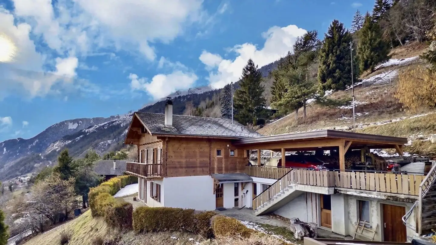 Einfamilienhaus kaufen - 1976 Erde