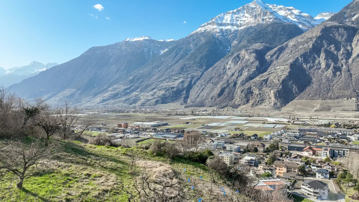 Constructible plot for sale - 1907 Saxon