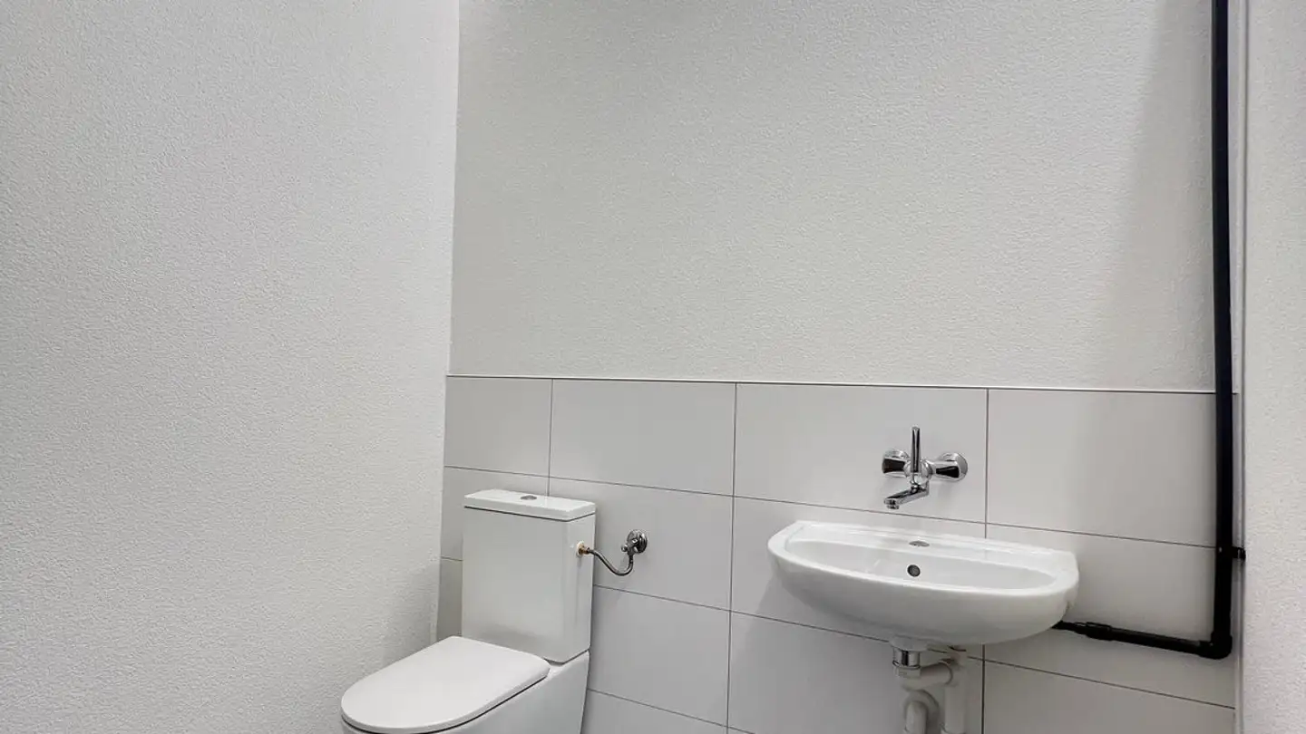 Spazio ufficio in affitto - Centralstrasse 4, 2540 Grenchen - Photo 4