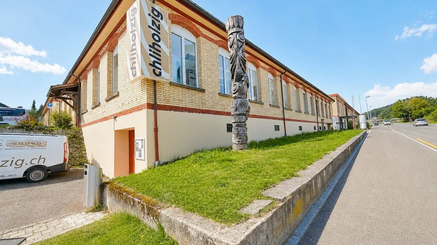Commercial for rent - Madetswilerstrasse 27, 8332 Russikon