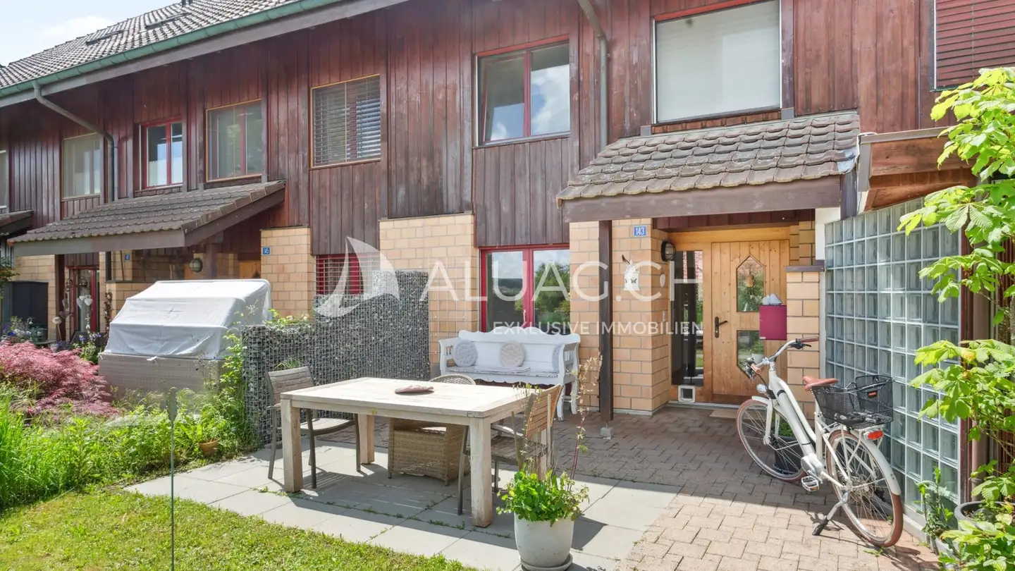 Row house for sale - 3251 Wengi b. Büren