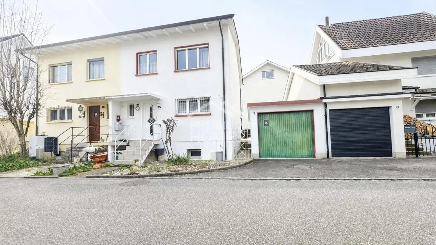 Maison en terrasse à vendre - 4153 Reinach BL