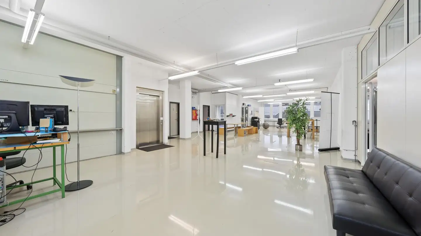 Commerciale in affitto - Fährhüttenstrasse 21, 9477 Trübbach - Photo 2