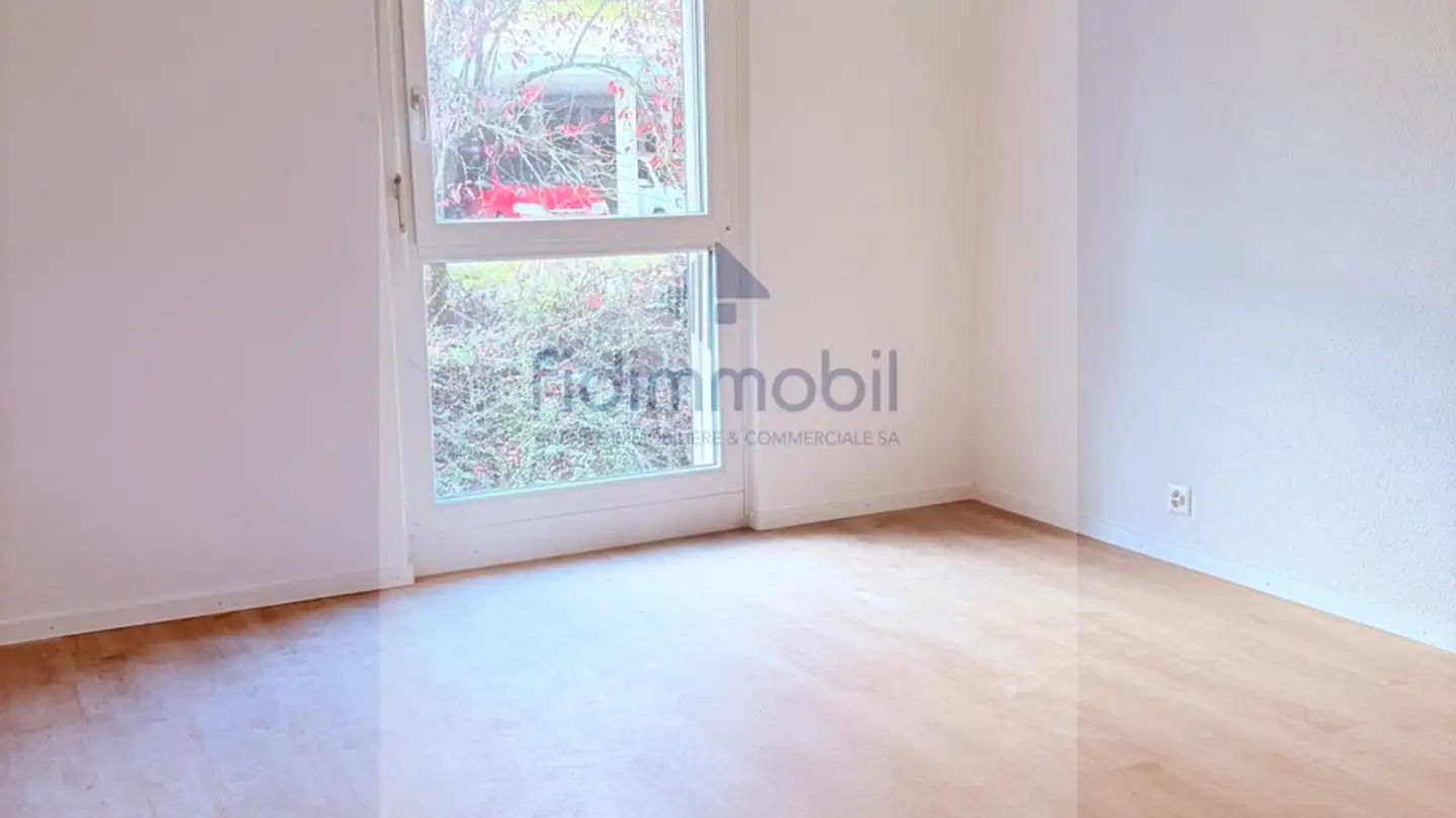 Appartamento in affitto - Rue Denis-De-Rougemont, 2000 Neuchâtel - Photo 3