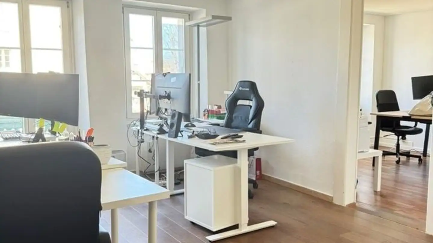 Office space for rent - Rue Du Village 32, 1295 Mies