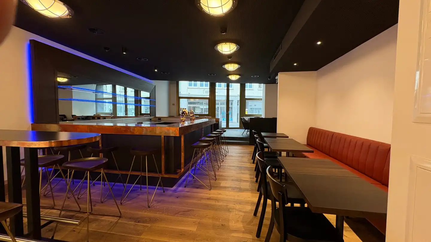 Bar à louer - Schmiedgasse 1, 6460 Altdorf UR