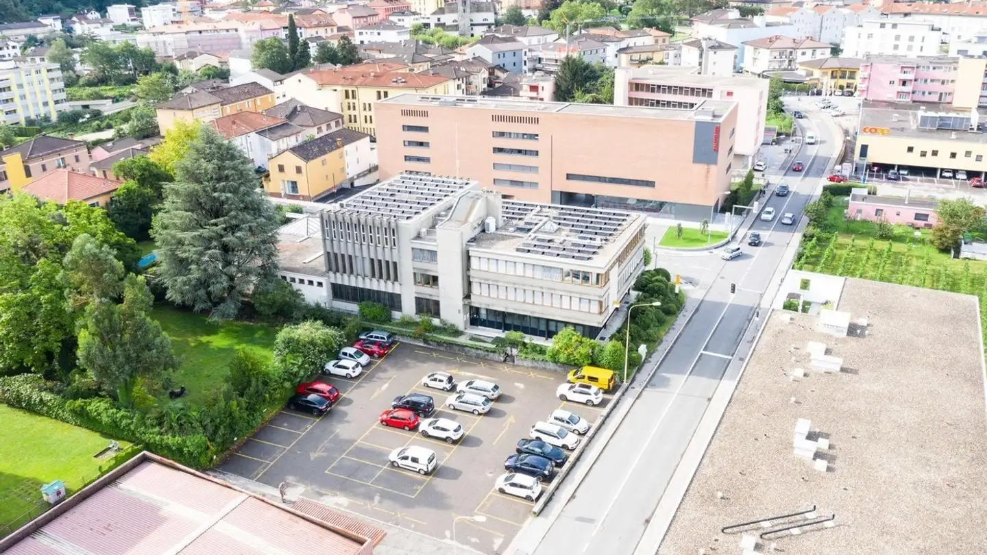 Spazio ufficio in affitto - Via Bellinzona 6, 6512 Giubiasco - Foto 3