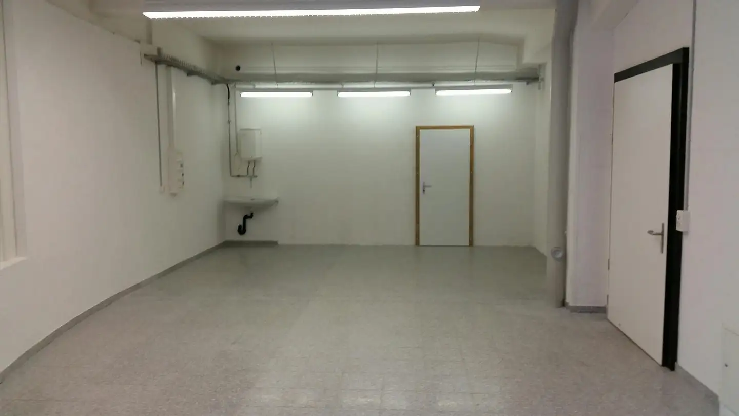 Commerciale in affitto - Schmiedenstrasse 10, 8840 Einsiedeln