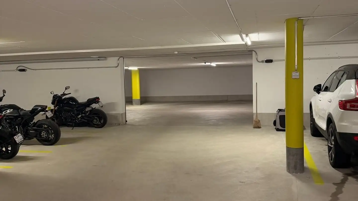 Underground parking space for rent - Altweg 32, 8450 Andelfingen - Photo 3