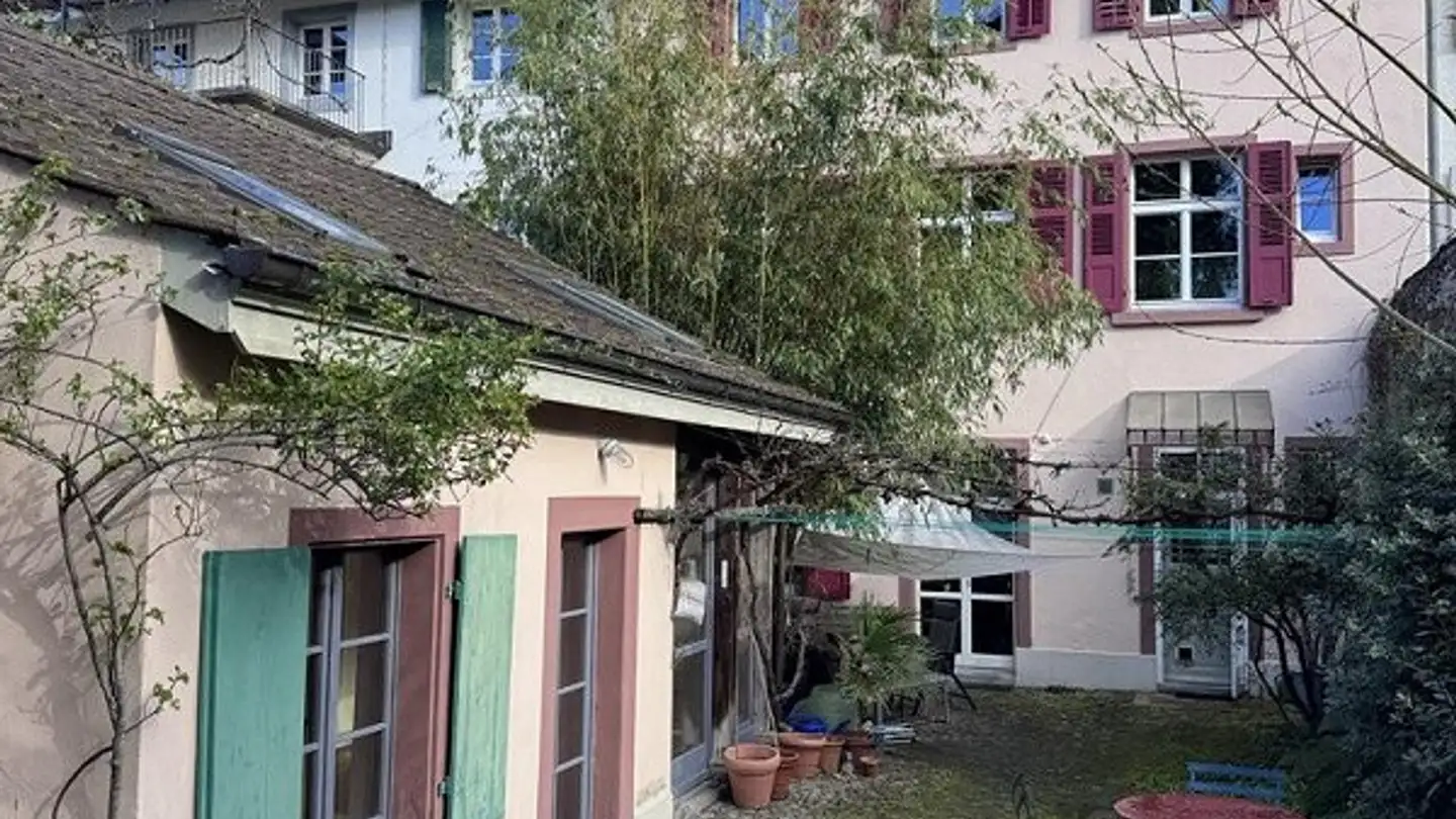 Commercial à louer - Holbeinstrasse 62, 4051 Basel