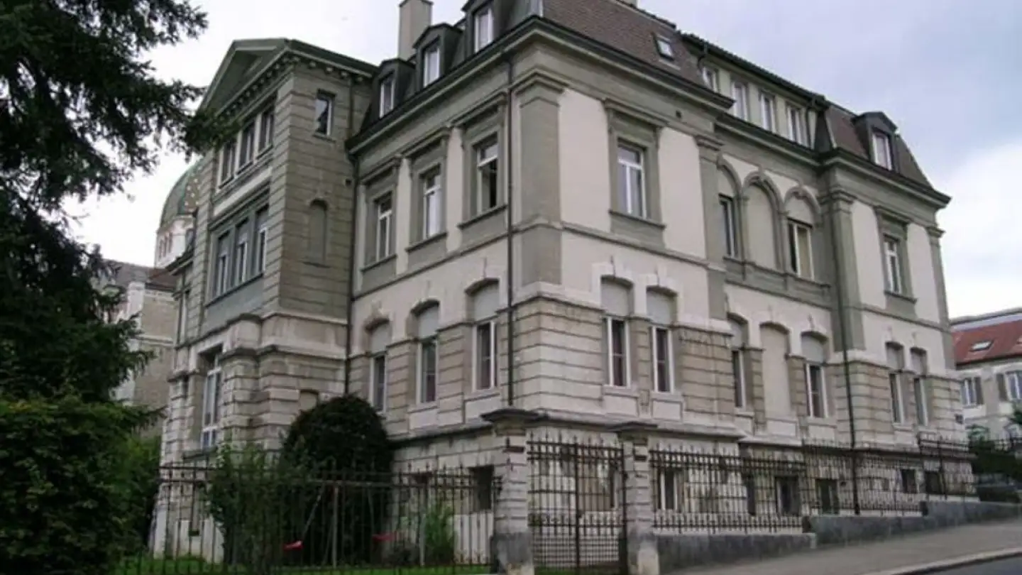 Bureau à louer - Rue Du Parc 53, 2300 La Chaux-de-Fonds