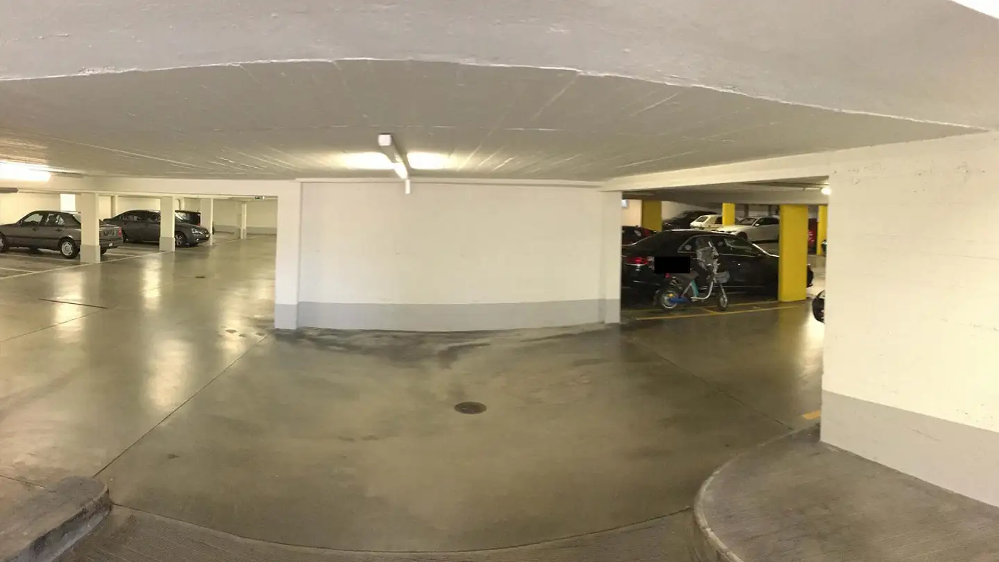 Parcheggio sotterraneo in affitto - Schaffhauserstrasse 443, 8050 Zürich - Foto 2