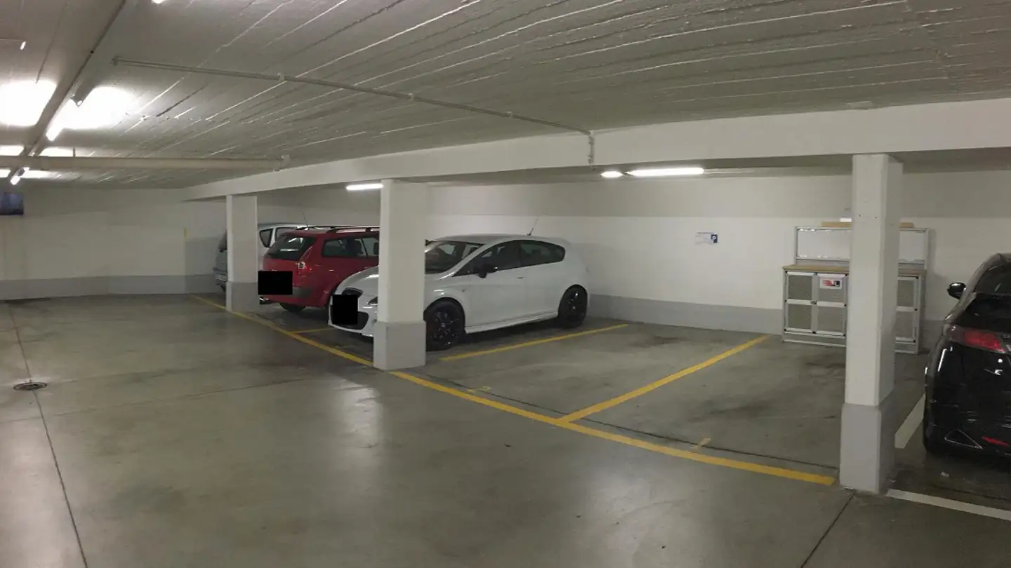 Parcheggio sotterraneo in affitto - Schaffhauserstrasse 443, 8050 Zürich - Foto 4
