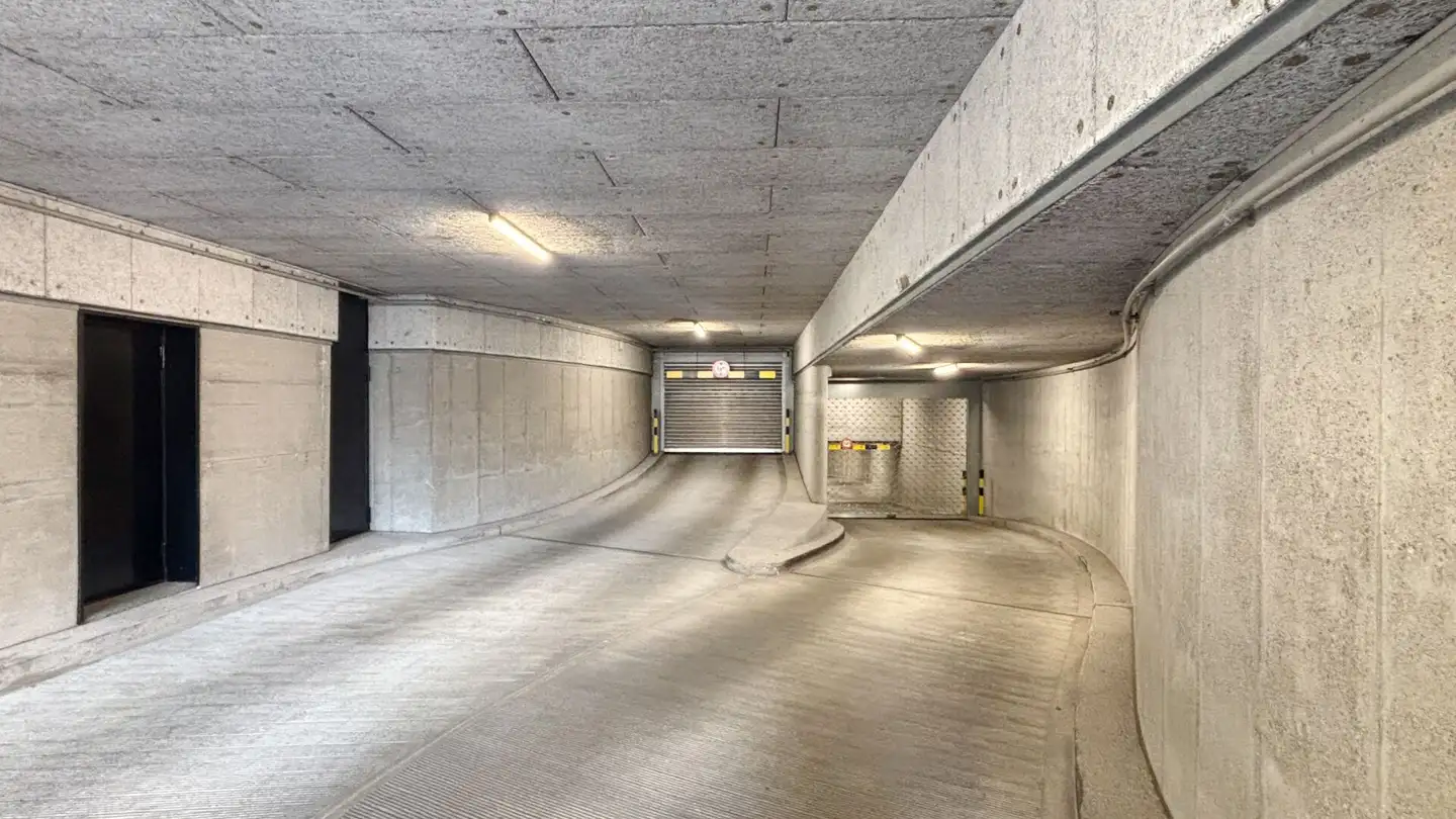 Parkplatz im Freien kaufen - Martinsbergstrasse 40, 5400 Baden - Foto 2