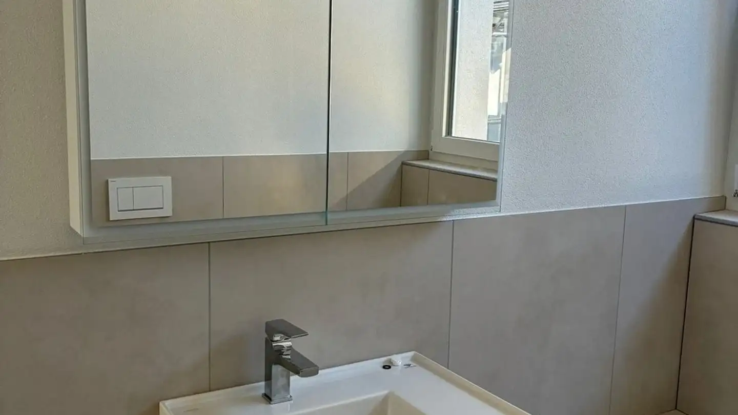 Wohnung mieten - Witfeldstrasse 1, 8248 Uhwiesen - Foto 2