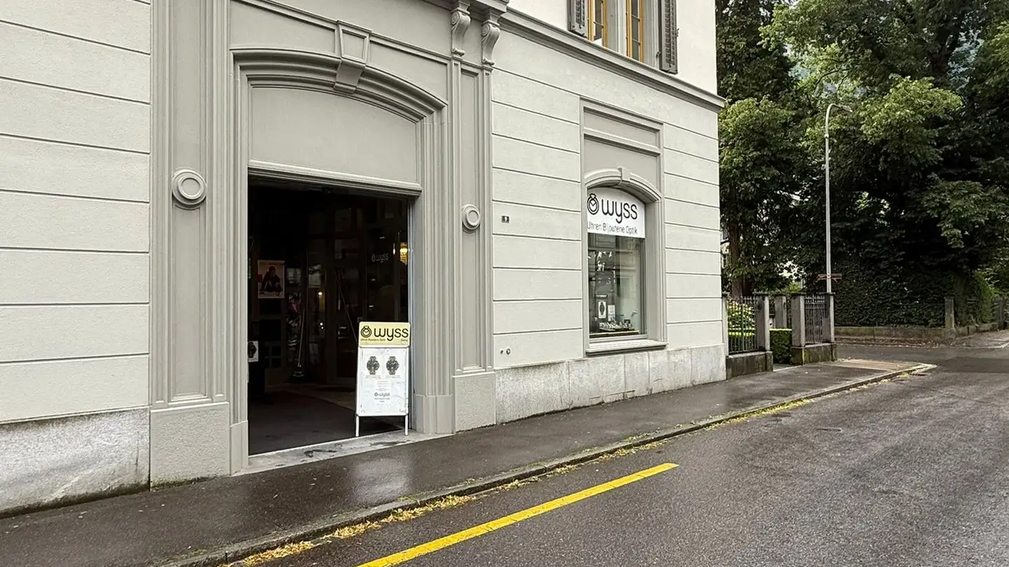 Commercial for rent - Rathausplatz 9, 8750 Glarus
