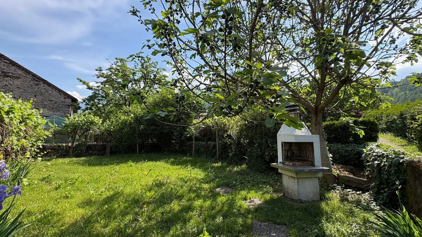 Haus kaufen - In Rugn, 6535 Roveredo GR - Foto 2