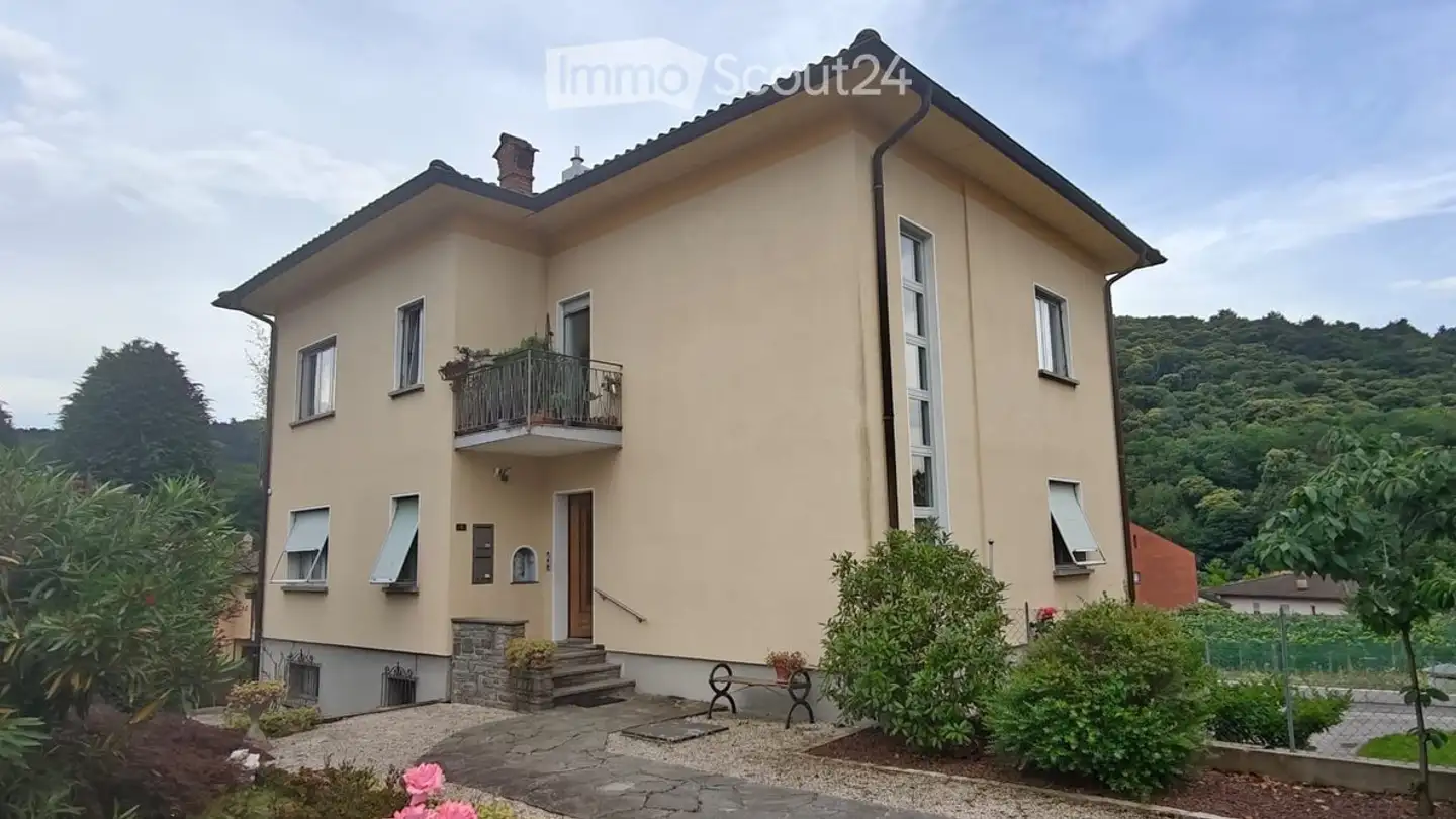 Appartement à louer - Strada Regina 7, 6832 Pedrinate