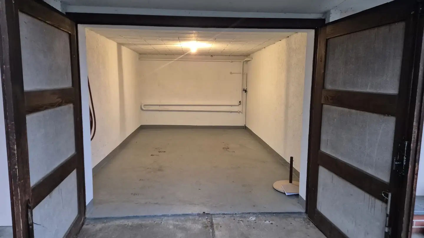 Parcheggio esterno in affitto - Dammweg 82, 5012 Wöschnau