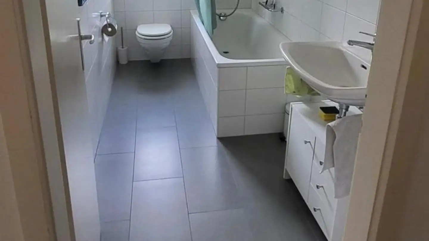 Single room for rent - Chemin Emile-Ganguillet / Emile-Ganguillet-Weg, 2503 Biel/Bienne - Photo 4
