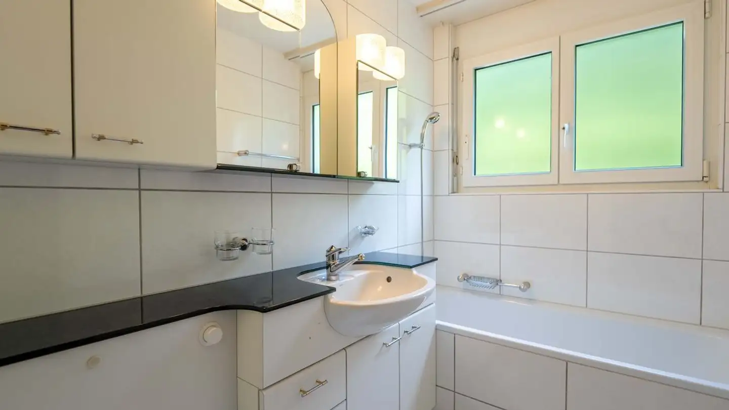 Maisonette-Wohnung mieten - Vorderacherstrasse 4, 6353 Weggis - Foto 3