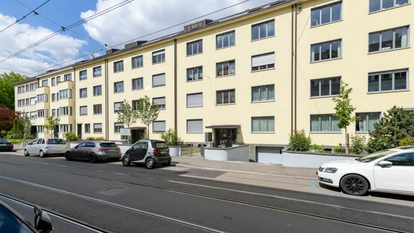 Place de parking souterraine à louer - Hardstrasse 85, 4052 Basel