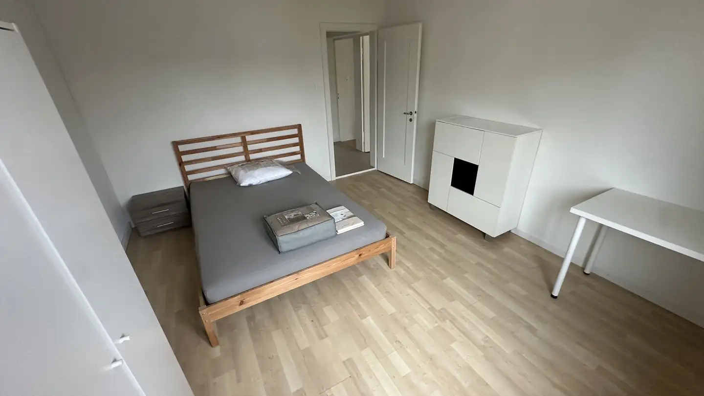 Single room for rent - 8610 Uster