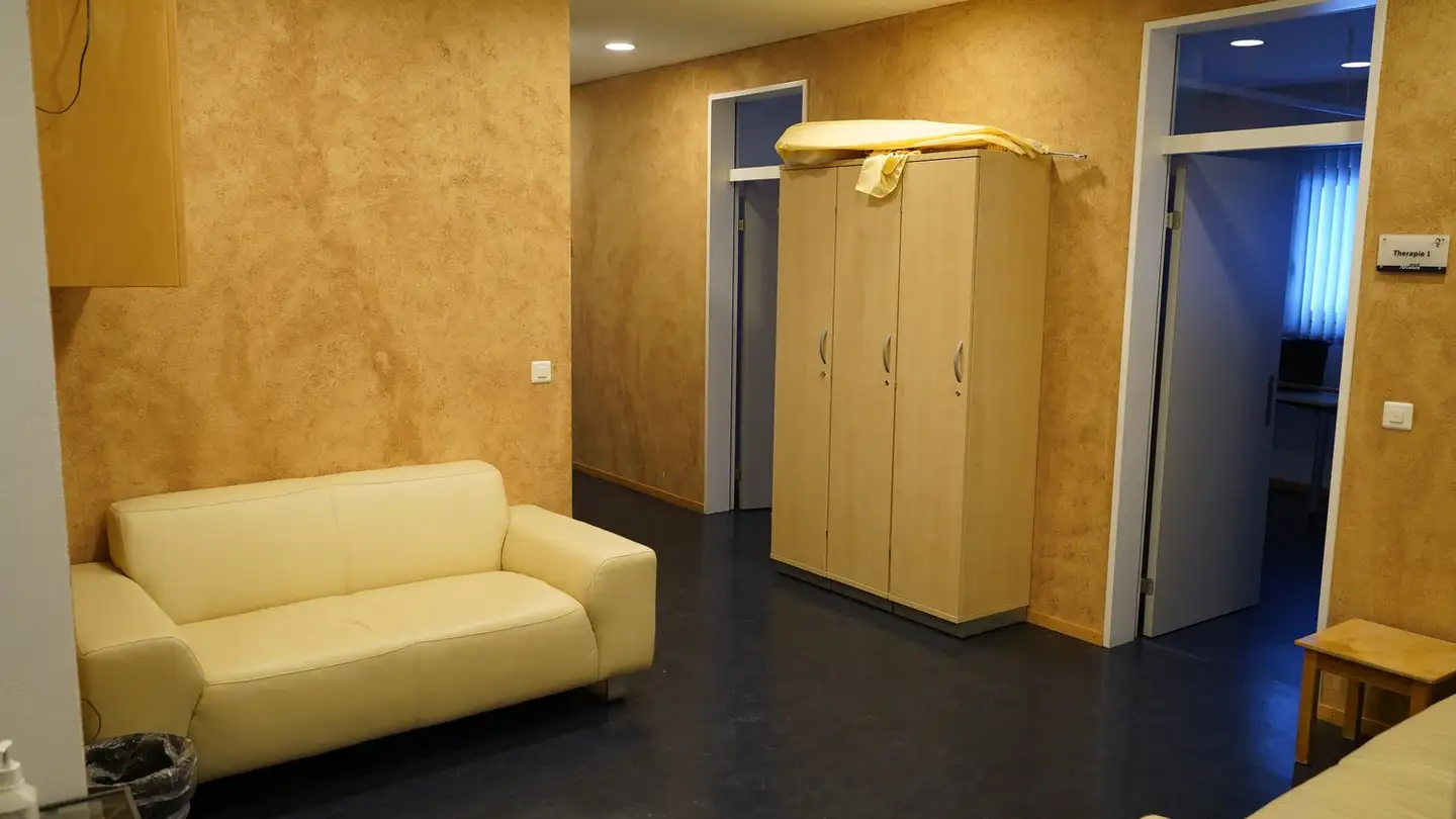 Studio medico in affitto - Albulastrasse 172, 7473 Alvaneu Bad - Photo 2