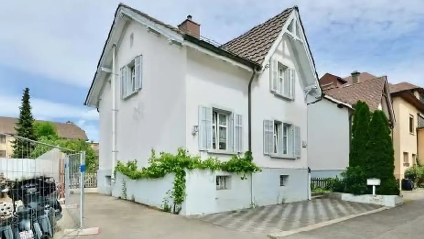 Single house for rent - 8212 Neuhausen am Rheinfall