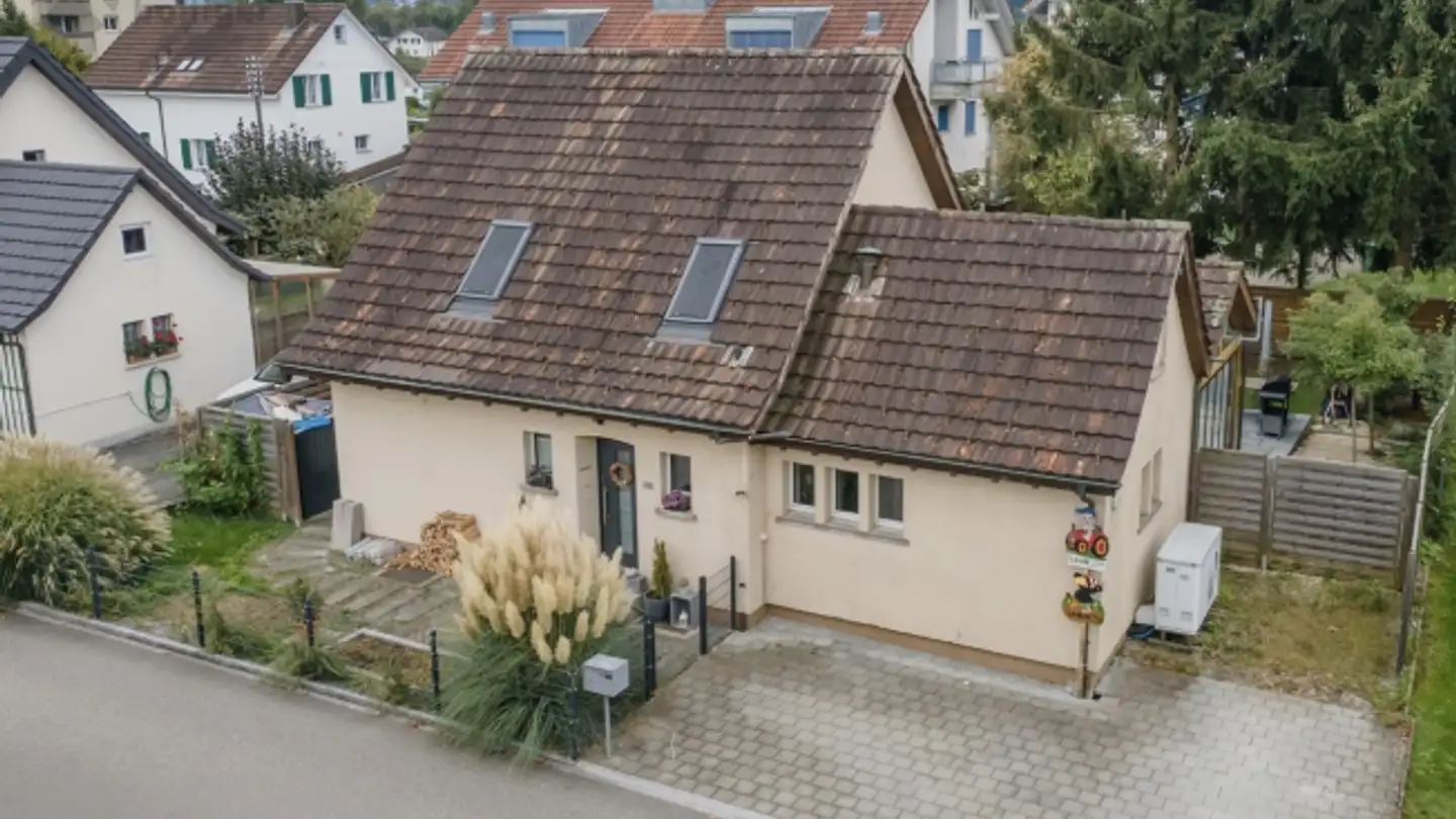 Einfamilienhaus kaufen - Südstrasse, 4665 Oftringen