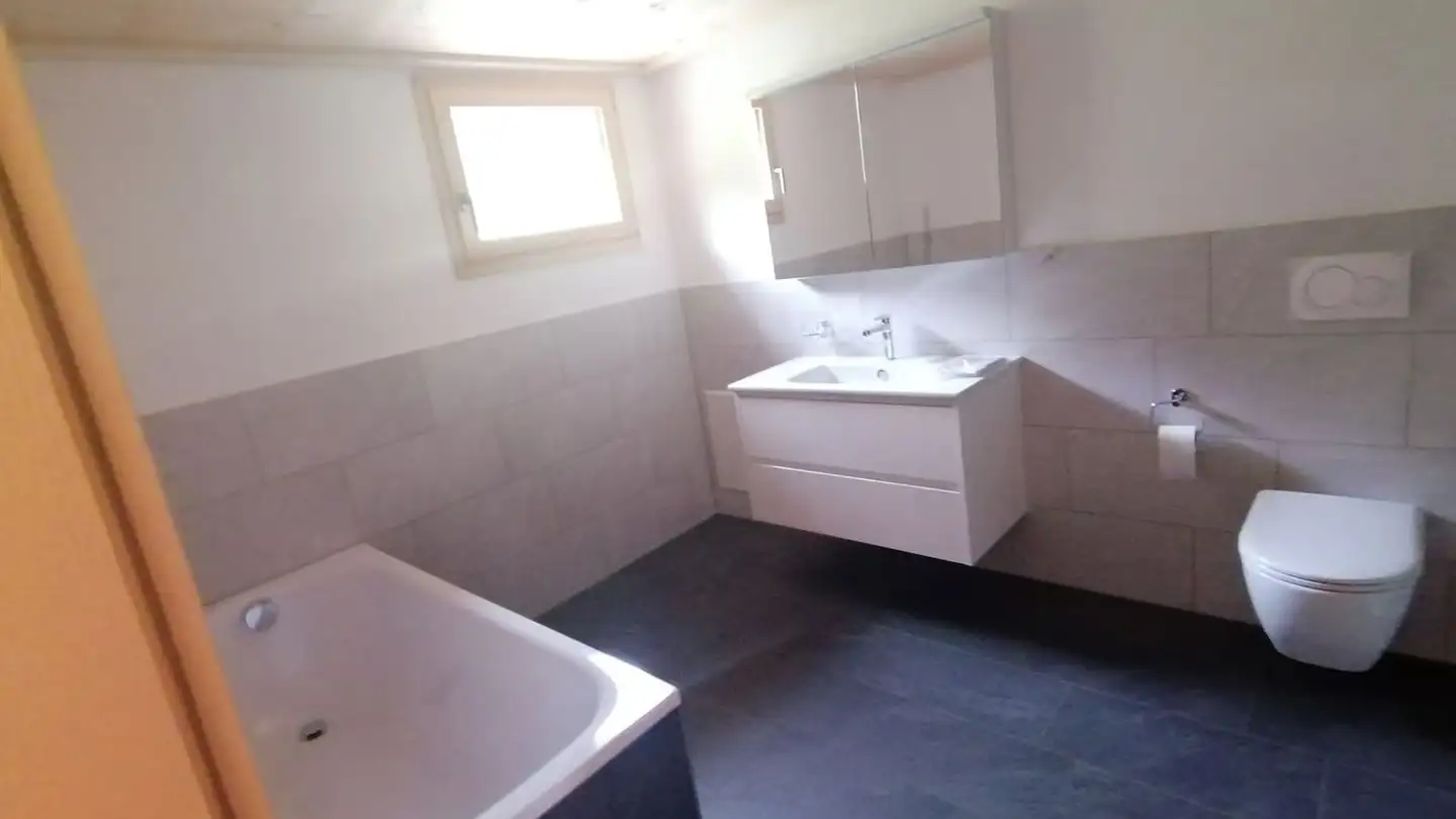 Attic flat for rent - Weissenbächli 163, 3765 Oberwil im Simmental - Photo 3