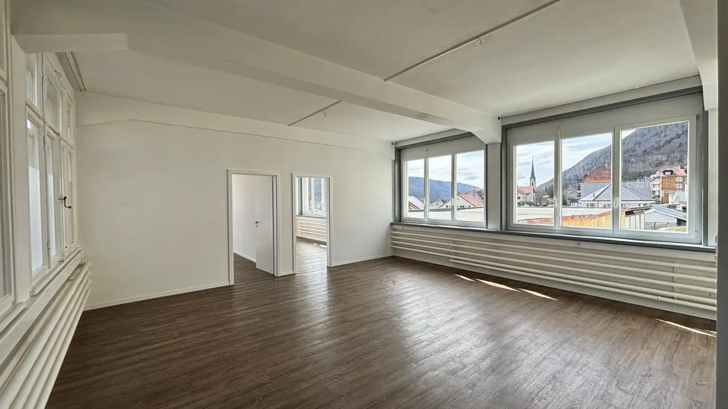 Appartement à louer - Rue Paul-Charmillot 72, 2610 St-Imier - Photo 2