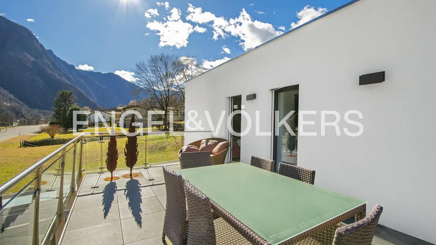 Casa singola in vendita - 6557 Cama - Photo 2