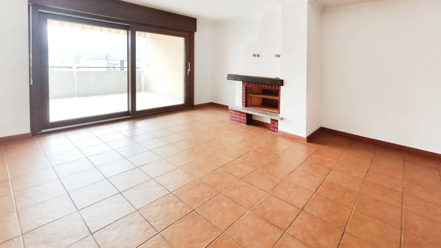 Dachgeschosswohnung kaufen - 6987 Caslano