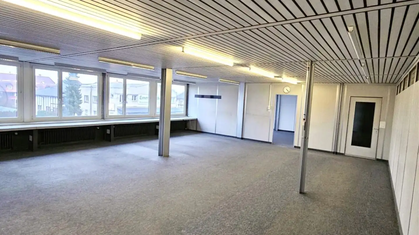 Espace de stockage à louer - Landshutstrasse 1, 3427 Utzenstorf