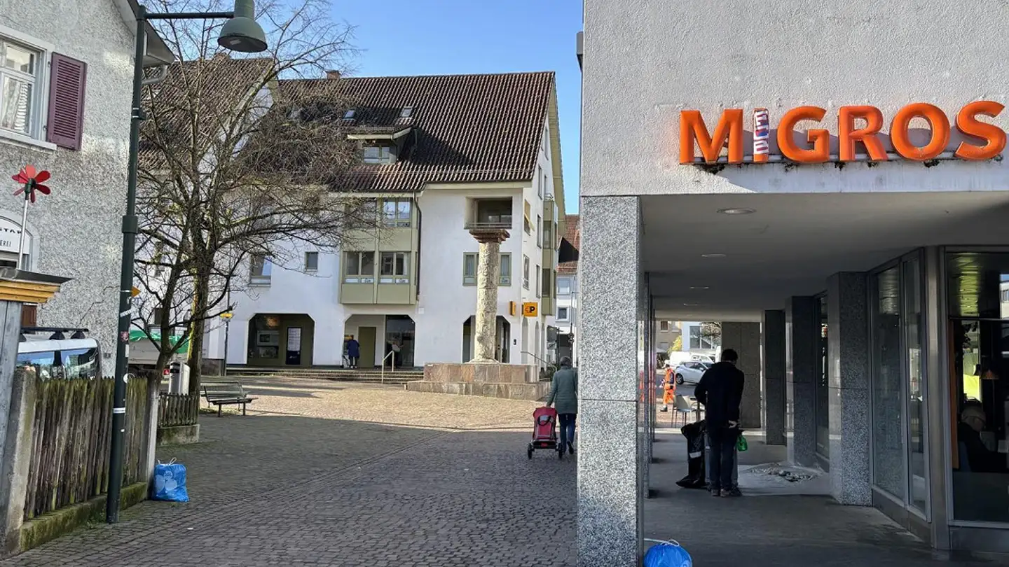 Commercial for rent - Postplatz 1, 4144 Arlesheim - Photo 2