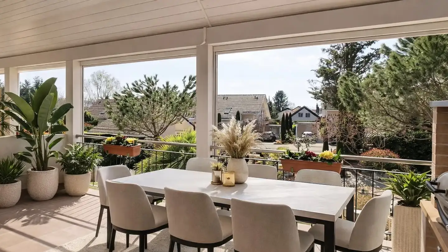 Stepped apartment for rent - 1290 Chavannes-des-Bois - Photo 2