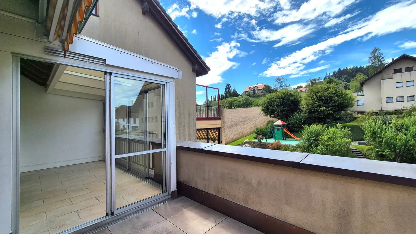 Duplex for sale - 3507 Biglen - Photo 3