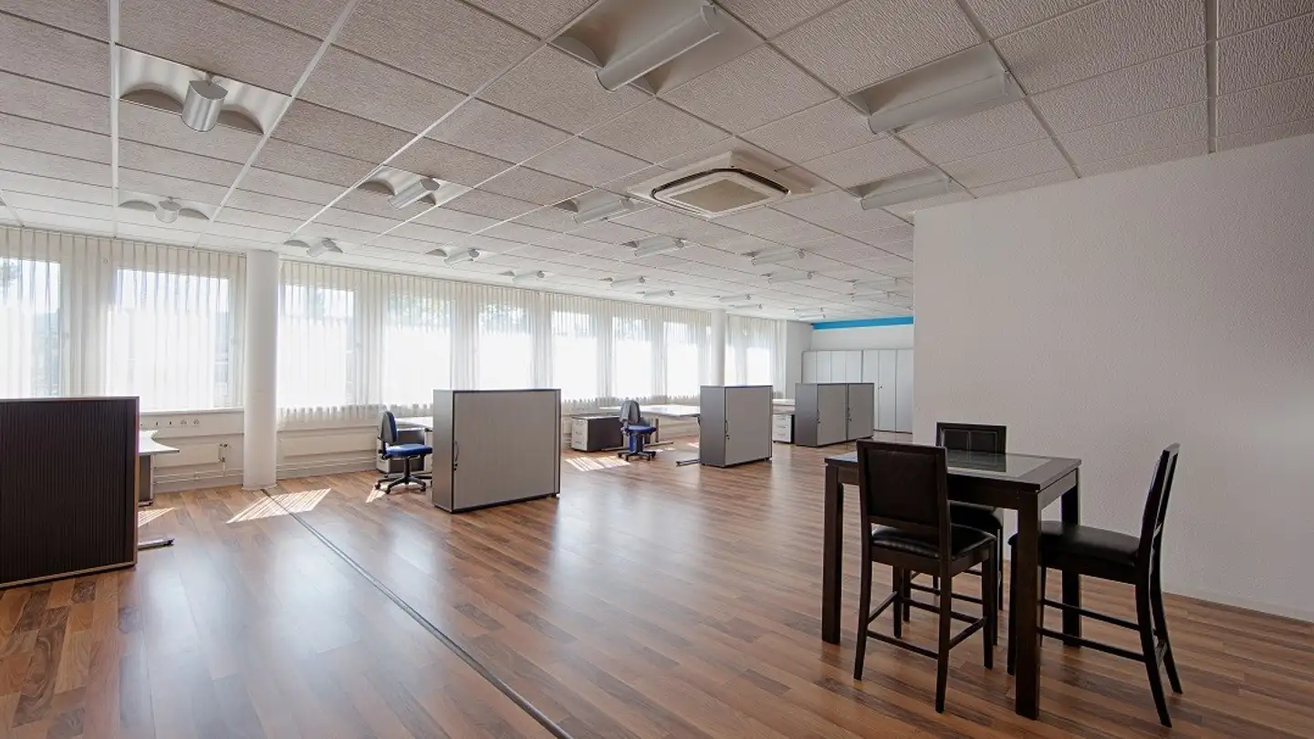 Bureau à louer - Hertistrasse 29, 8304 Wallisellen