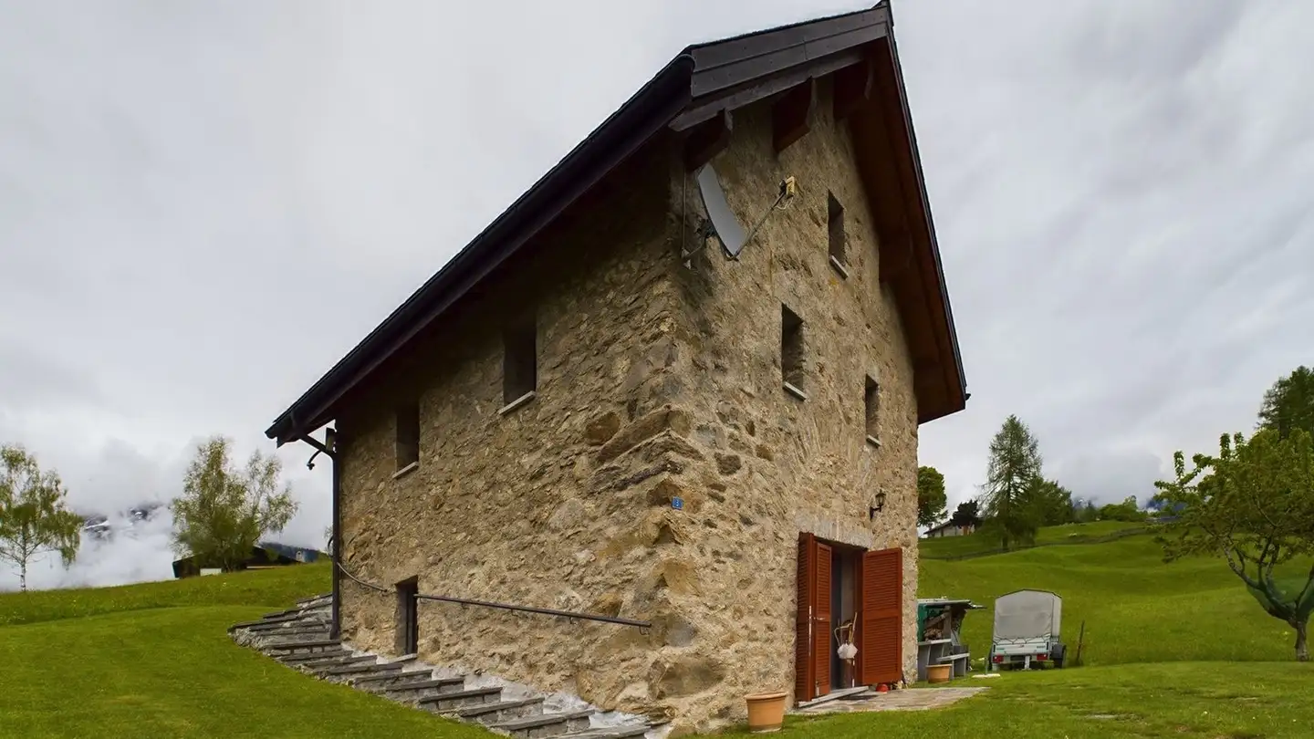 Atelier à vendre - 6774 Dalpe